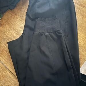 Cherokee Women's Black joggers